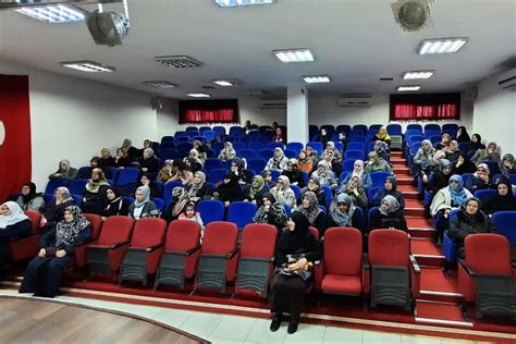 Konyada kadınlara yönelik Sağlıklı Kimlik Gelişimi semineri verildi